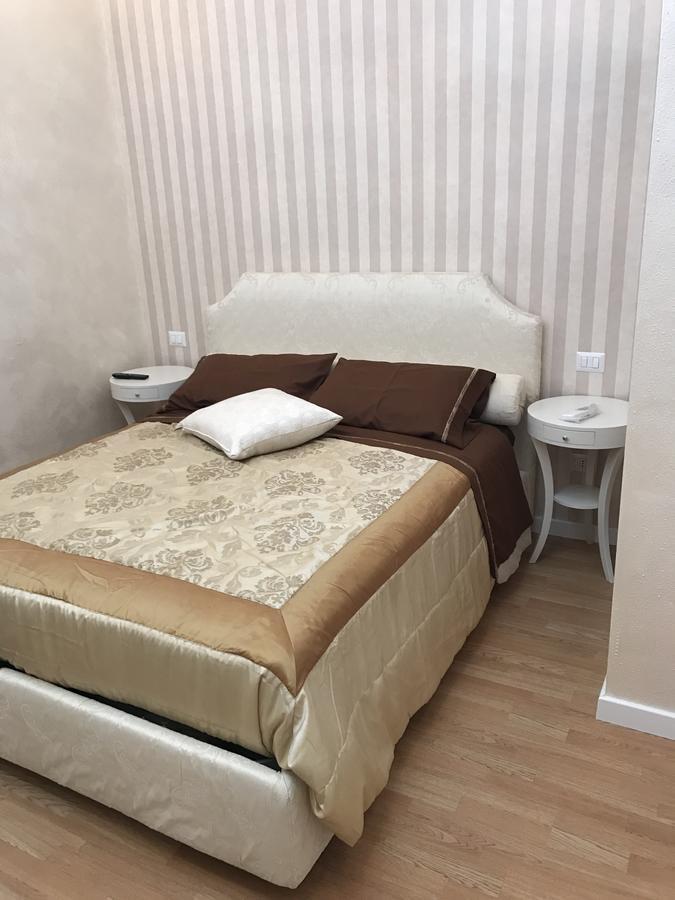 Donna Margharet Crotone Exterior foto