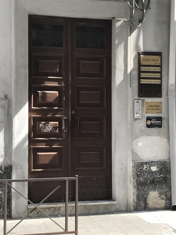 Donna Margharet Crotone Exterior foto